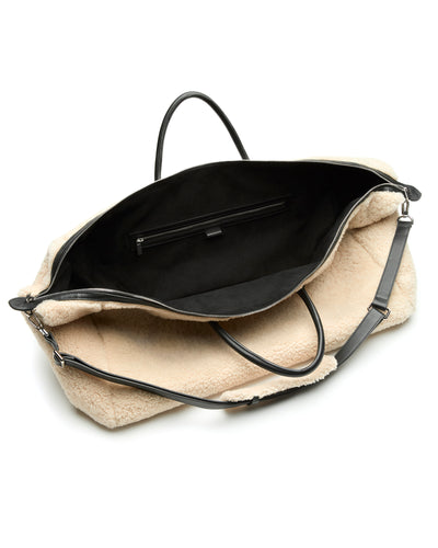 Shearling Weekend Cache