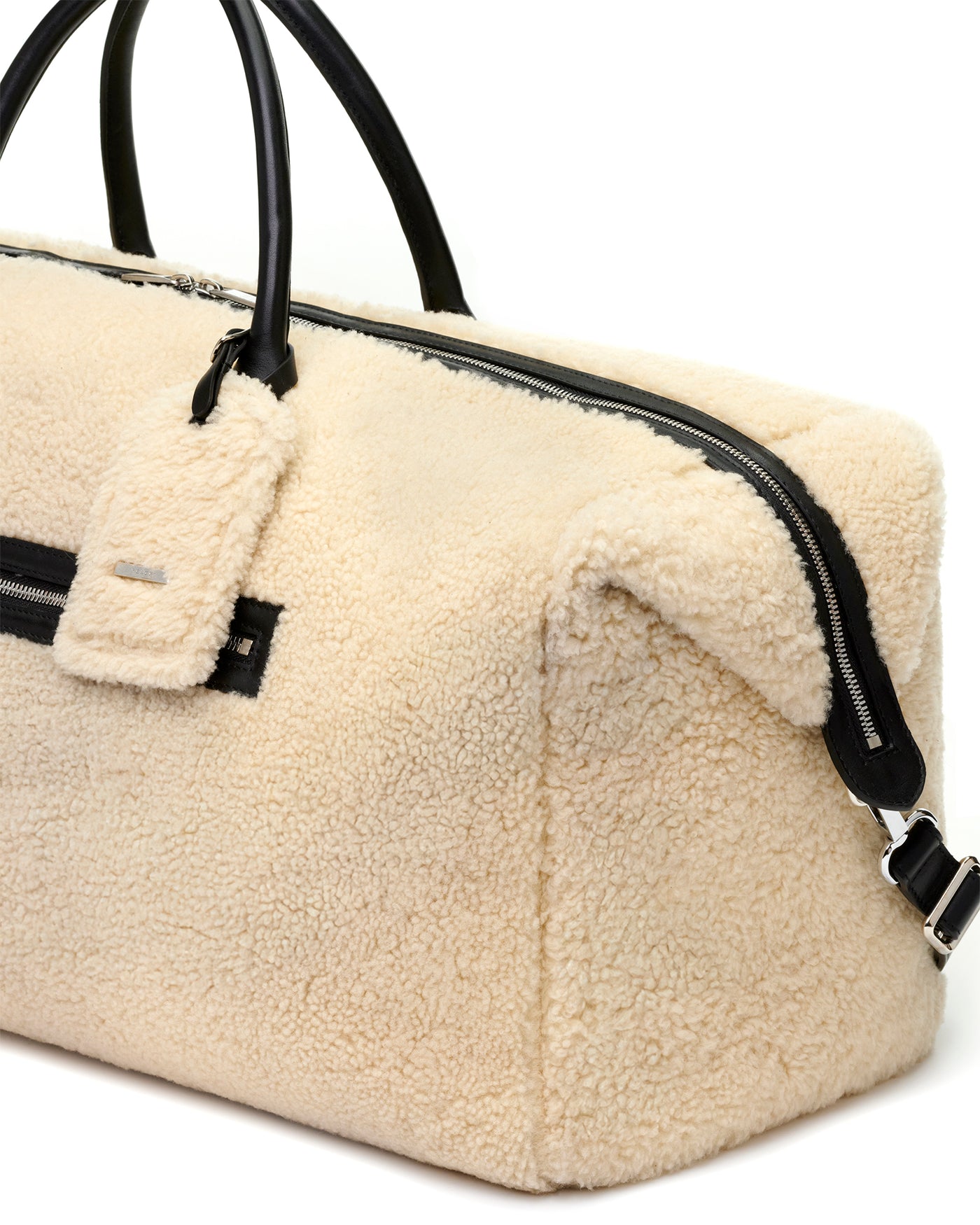 Shearling Weekend Cache